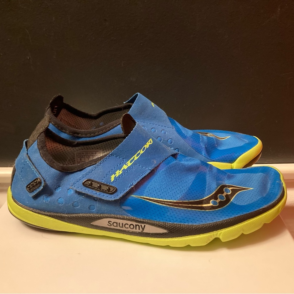 SAUCONY HATTORI Minimalist Running Shoes, size M8 (fits more like M7/7.5)